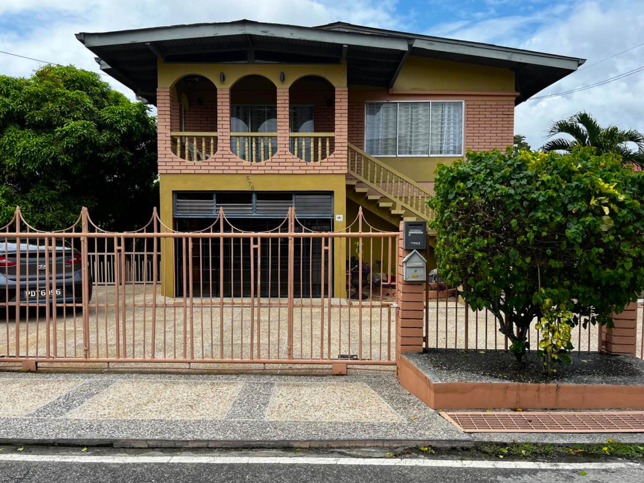 Aileen Avenue, Block 4, Palmiste