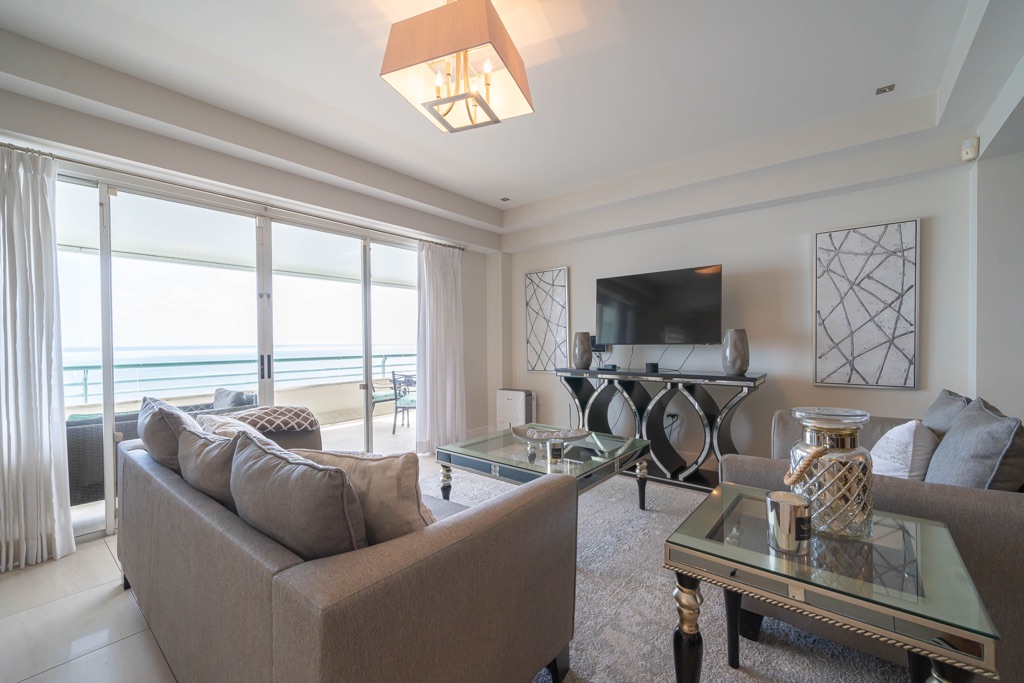 La Fontaine, Westmoorings South East