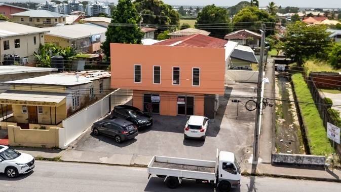 Eastern Main Road, Petit Bourg