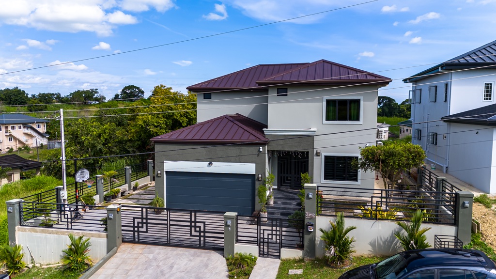 Emerald Drive, Phillipine