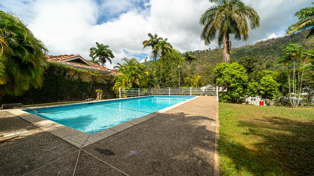 Golf Course Road, Fairways, Maraval